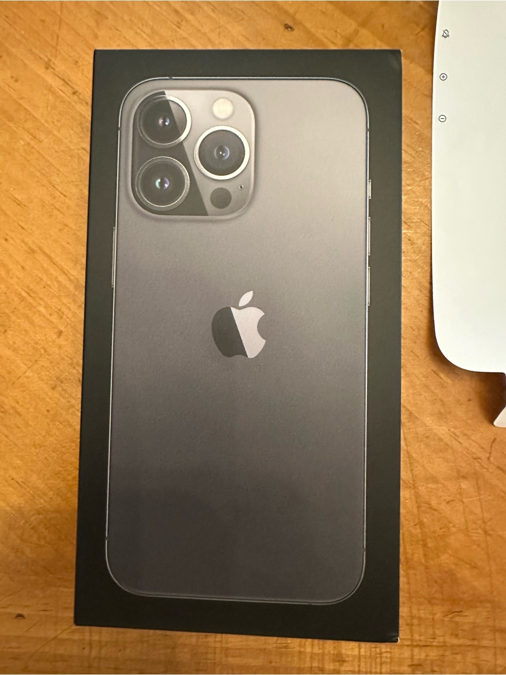 iPhone 13 Pro 512gb unlocked space grey/graphite - Picture 7 of 11